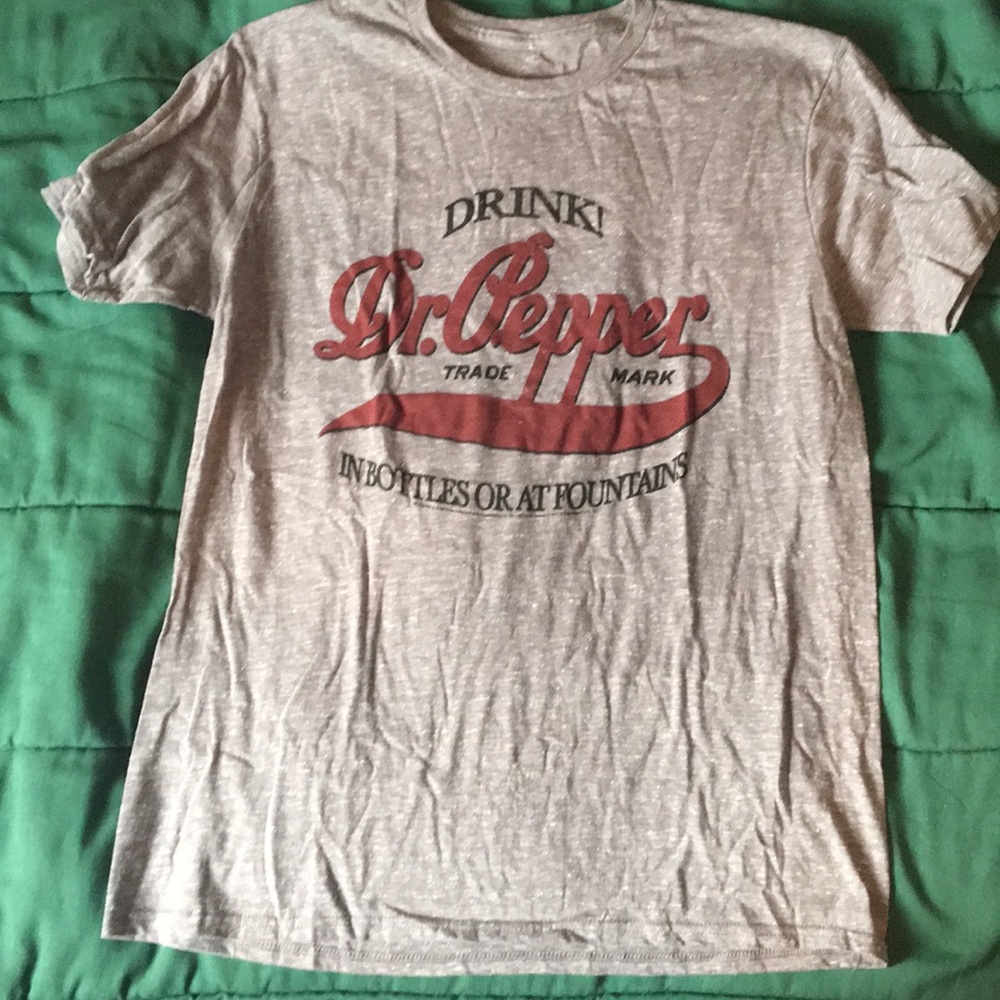 Large Slim Fit mens graphic tee
